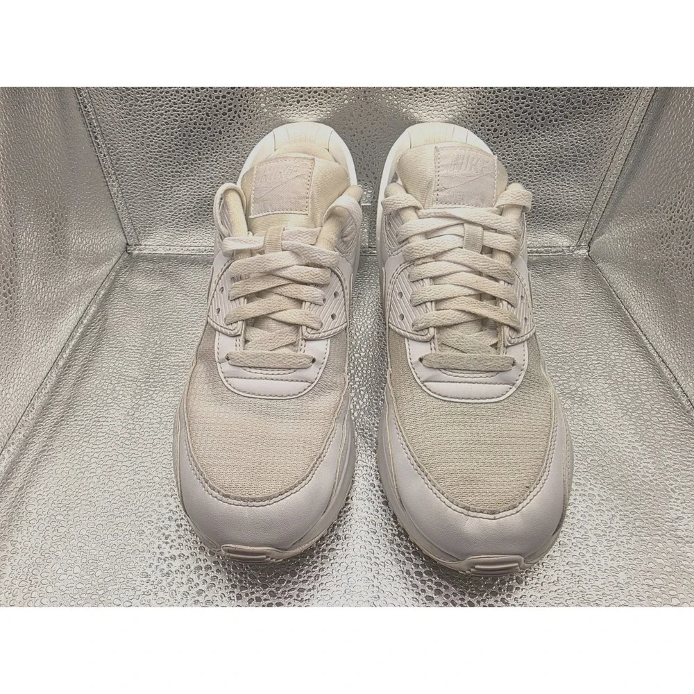 Nike Air Max 90 Flyease Youth 7 Women 8.5 White Sneakers Airmax CV0526-102 Shoes